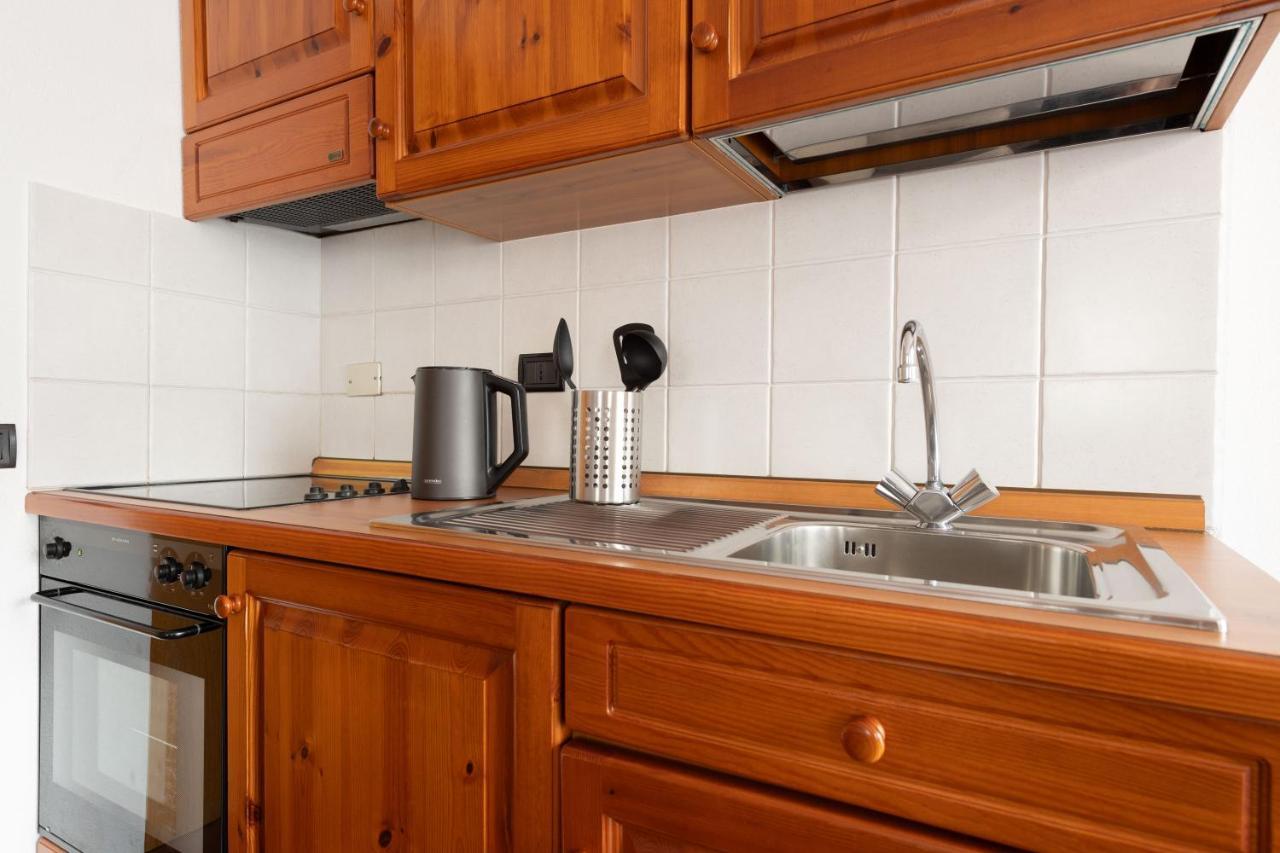 Апарт отель Chalet Ginepro Санта-Катерина-ди-Вальфурва Экстерьер фото